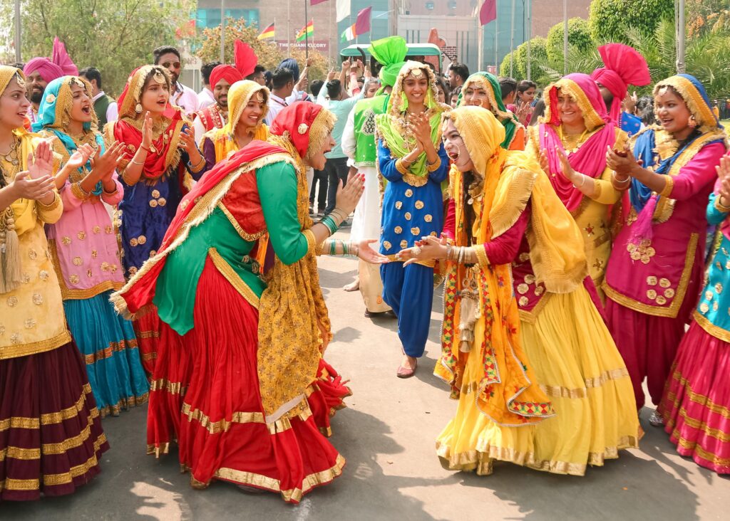Indian culture and traditions by deshsansaar